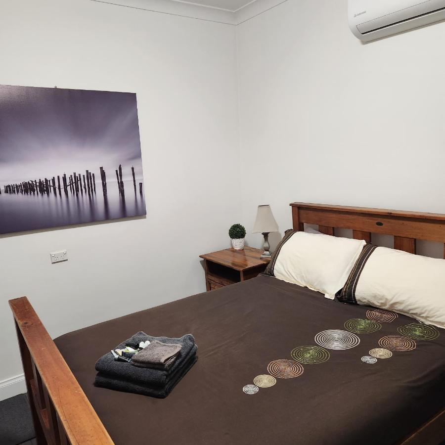 41 Blende St Nsw 2880 *
